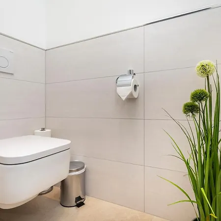 Konukevi Fruehstueckspension Klinglhub 3*