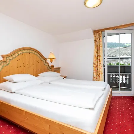 Konukevi Fruehstueckspension Klinglhub 3*