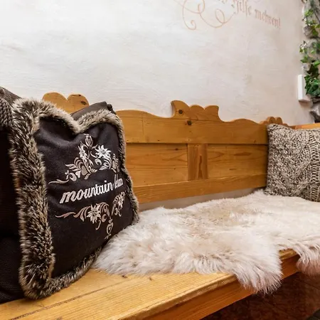 Fruehstueckspension Klinglhub Konukevi 3*