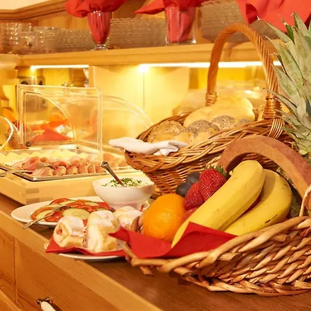 Fruehstueckspension Klinglhub 招待所 3*