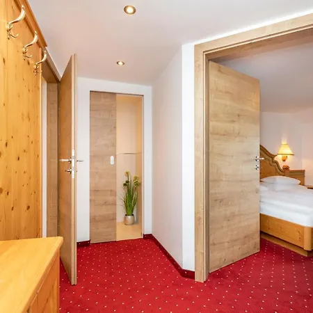 Fruehstueckspension Klinglhub Konukevi 3*