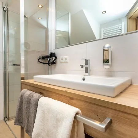 Konukevi Fruehstueckspension Klinglhub