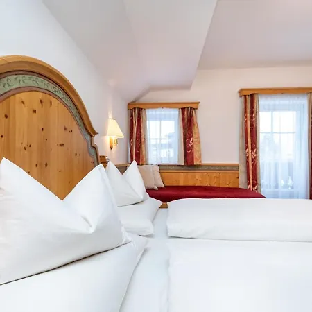 Konukevi Fruehstueckspension Klinglhub 3*