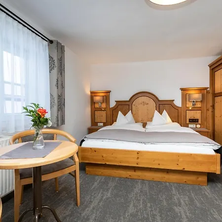 Fruehstueckspension Klinglhub 3*