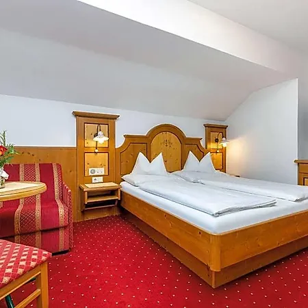 בית הארחה Fruehstueckspension Klinglhub 3*