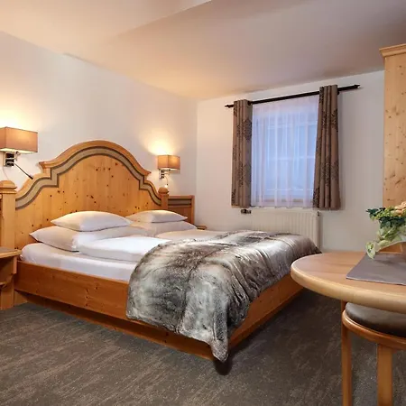 Fruehstueckspension Klinglhub Konukevi